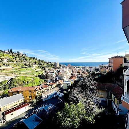 Suite Pascoli 12 - San Remo Buitenkant foto